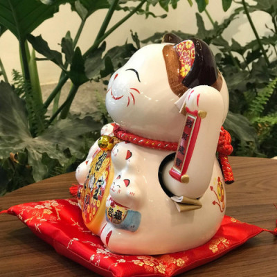 Mèo thần tài neko may mắn