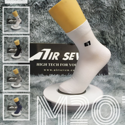 Vớ nam cổ trung Cotton M201 màu Trắng