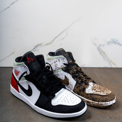 Bộ Vệ Sinh Giày Dép Crep Protect Cure Kit (gồm bàn chải, khăn lau, chai dung dịch vệ sinh 100ml và sách hướng dẫn) 