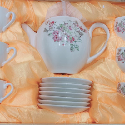 Bộ cốc chén phà trà sứ camelia kèm 7 đĩa lót tách  trắng họa tiết hoa hồng ( Giao ngẫu nhiên ) - ANTH463