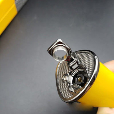 Vỏ Hột Quẹt Bật Lửa Gas  COB-988 Khò 1 Tia Mạnh Mẽ Kèm Đục Tiện Lợi - Màu Vàng (KHÔNG SẴN GAS)