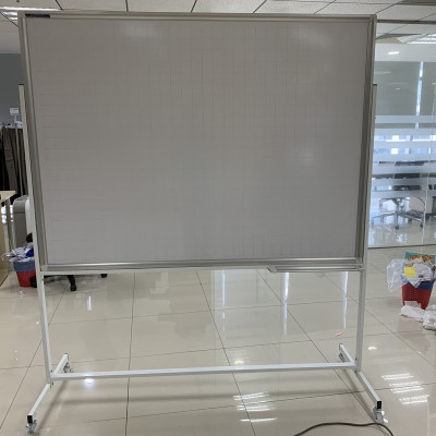 Bảng di động 1 mặt viết bút lông Poly - trắng kẻ ô ly Bavico 1,2x1,2m