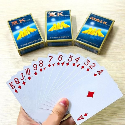 Combo 4 Đôn Ngồi Phòng Khách, Bàn Kim Cương Tặng Kèm Bộ Bài Tây 52 Lá Xịn Xò Chơi Tết 2024