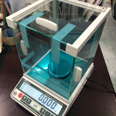 Cân Điện Tử HL 620g 0.001g