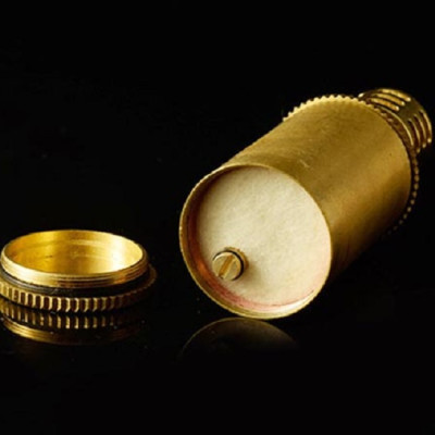 Vỏ Hột Quẹt Bật Lửa Xăng Đá Zorro Z583-301 Nhỏ gọn tiện dụng - dùng xăng bấc đá cao cấp