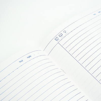 Vở kẻ ngang Hồng Hà 200 trang - Gáy ghim - Sao Mai Best memories 1688 định lượng 55-57gm2 độ sáng 82-84 ISO (Giao bìa ngẫu nhiên)