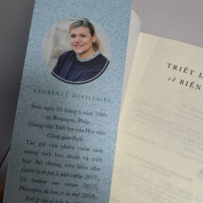 TRIẾT LÝ NHỎ VỀ BIỂN LỚN - Laurence Devillairs - Như Phong dịch - Huy Hoàng