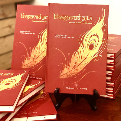 Bhagavad Gita - Những đối thoại siêu hình thiêng liêng