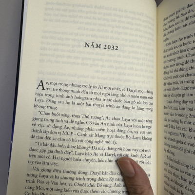 BƯỚC CHÂN VÀO METAVERSE - ĐỂ KHAI THÁC NỀN KINH TẾ TỶ ĐÔ-LA - Mark Van Rijmenam - Đinh Tùng Anh và nhóm Lexisprouts (ĐH RMIT VN) dịch - Nhà xuất bản Trẻ.