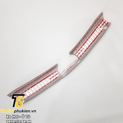 BỘ SẢN PHẨM Nẹp bước chân và ốp chống trầy cốp Mazda 6 2017-2019- Mẫu Inox