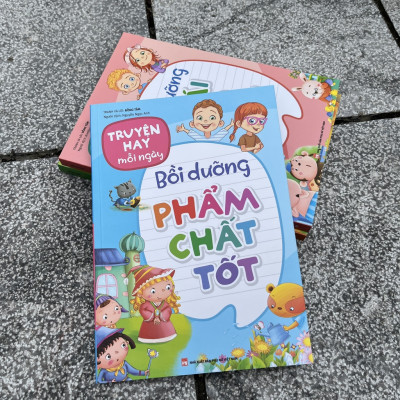 Sách - Truyện Hay Mỗi Ngày - Chủ đề Bồi Dưỡng Phẩm Chất Tốt (ML)