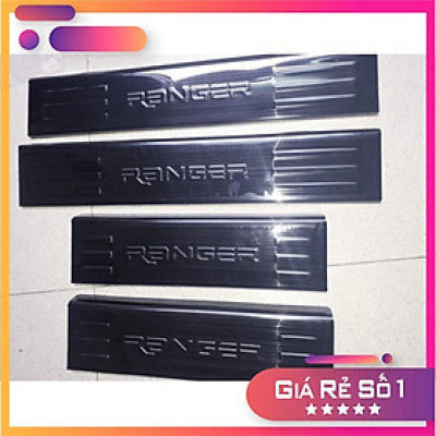 Ốp Bậc Chân Trong, Ngoài Titan dành cho xe Ford Ranger 2016 2019 2020 2021