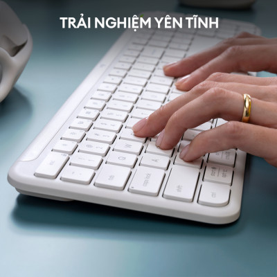 Bàn phím không dây Logitech Signature K950 - Hàng Chính Hãng
