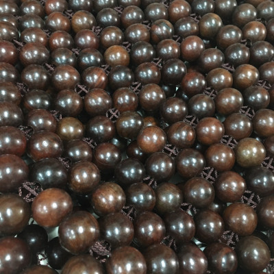 Đệm Lót Ghế Xe Ô Tô Hạt Gỗ Mun Cao Cấp Hạt 18ly - Móc Viền Tay Thủ Công ( Mian.vn )