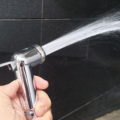 Bộ xịt vệ sinh tăng áp cao, chất liệu nhựa ABS mạ Chrome Eurolife EL-X12