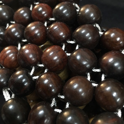 Chiếu Hạt Gỗ Trắc Bóng kích thước 1,5mx1,9m hạt 1.2cm ( video , hình thật )