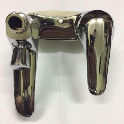 Vòi chậu rửa mặt kiêm vòi hoa sen Caesar nóng lạnh dùng chậu 3 lỗ - bảo hành 4,5 năm