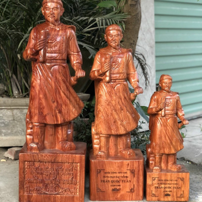 TƯỢNG TRẦN QUỐC TUẤN ,TRẦN HƯNG ĐẠO VƯƠNG BẰNG GỖ HƯƠNG ĐÁ KT 80×26×21CM