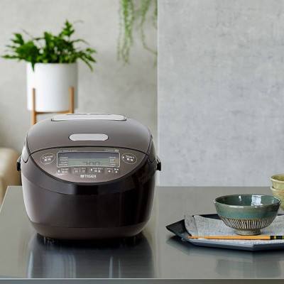 Nồi Cơm Điện Tử Cao Tần Áp Suất Tiger 5 Trong 1 JPK-W18W [1.8L] - Hàng Chính Hãng