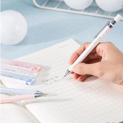 Ruột Chì HB 0.5 mm - Deli S482 (Màu Hộp Ngẫu Nhiên)