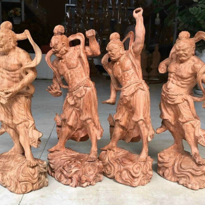 Bộ tượng tứ đại kim cương bằng gỗ hương đá liền khối kt cao 30×13×8cm