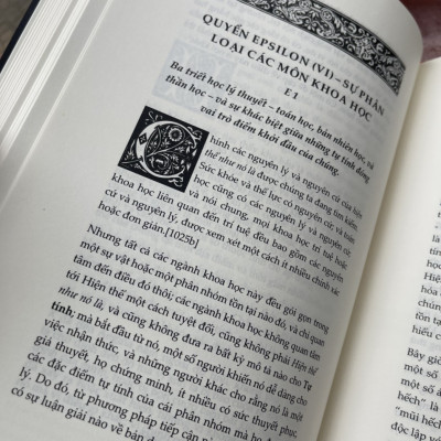 (Combo 2 cuốn - Bìa cứng) SIÊU HÌNH HỌC - LUÂN LÝ HỌC – Aristotle - Book Hunter - NXB Đà Nẵng