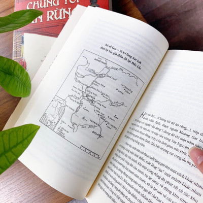 Sách - Chúng Tôi Ăn Rừng