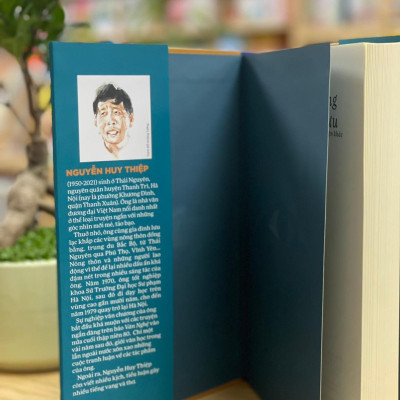 [Bìa cứng] NGUYỄN HUY THIỆP – TƯỚNG VỀ HƯU và những truyện ngắn khác - NXB Trẻ