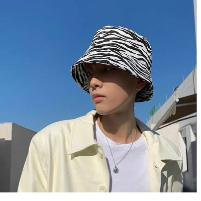 Mũ Vằn vành tròn- phụ kiện sang chảnh cho giới trẻ