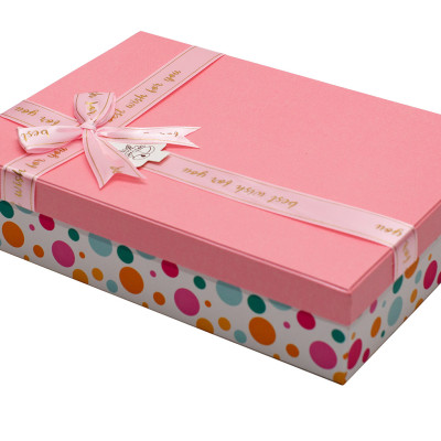 Hộp Quà Chữ Nhật Phượng Hoàng C201 - 21 x 14 x 4 cm - Giao mẫu ngẫu nhiên