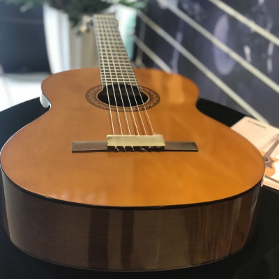 Đàn guitar classic Yamaha C40 -Hàng chính hãng, BH12 tháng