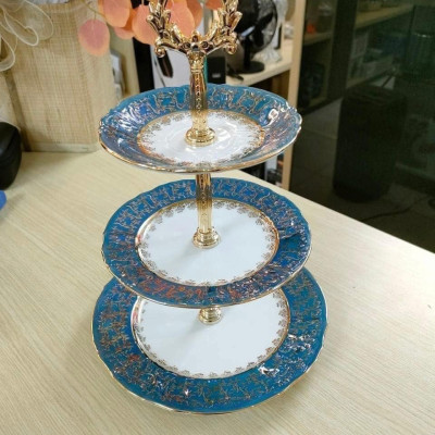 Kệ bánh 3 tầng Imperial hoàng gia viền vàng sang trọng. Hàng chính hãng