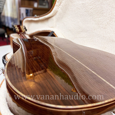 Đàn Guitar Acoustic Custom CL2022 của anh Lê Dũng Sĩ (Khảm trai chữ ký cần đàn)