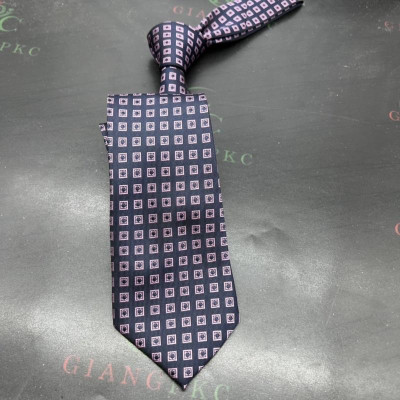 Cà vạt nam trung niên 8cm màu tím Giangpkc Tp HCM