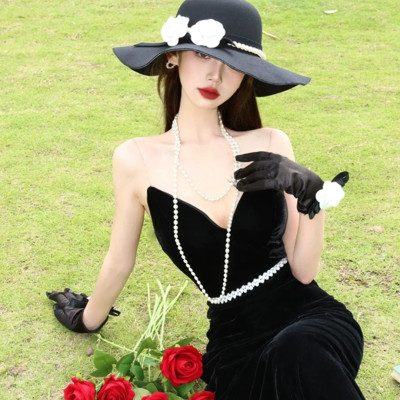 Nón fedora vành rộng mũ rộng vành nỉ phối 2 hoa trắng đai ngọc trai nhân tạo sang trọng