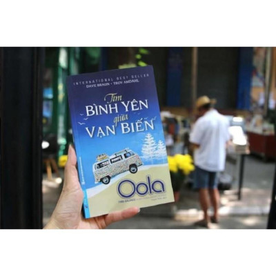 Sách Tìm Bình Yên Giữa Vạn Biến - First News