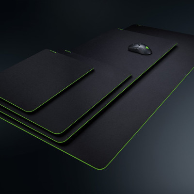 Tấm lót chuột Razer Gigantus V2 - Soft Gaming Mouse Mat XXL - FRML Packaging_RZ02-03330400-R3M1 - Hàng chính hãng