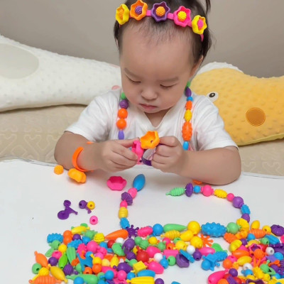 Đồ Chơi Cho Bé Gái, Đồ Chơi Xâu Hạt 550 Chi Tiết, Làm Trang Sức Giúp Bé Tăng Tư Duy Sáng Tạo, Đồ Chơi Trẻ Em HT SYS