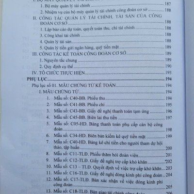 Sách Luật Công Ðoàn 2024 – Những Quy Định Mới Về Tiêu Chuẩn, Chế Độ Chi Tiêu Và Quản Lý Tài Chính, Tài Sản Trong Công Đoàn - V2553T