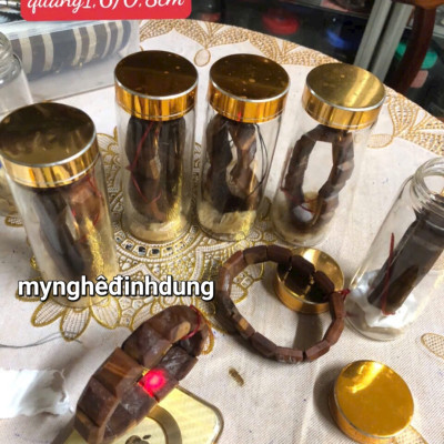 Vòng  tay gỗ  quý Vương mộc hoàng đàn tuyết lạng sơn  tuyệt đẹp 