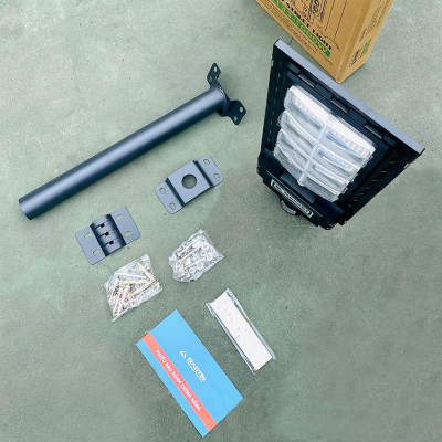 ĐÈN NĂNG LƯƠNG MẶT TRỜI KAZAKI KZ-SLT33-1000W- HÀNG CHÍNH HÃNG