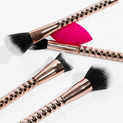 SC05 - BỘ KIT 4 CỌ VÀ 1 BÔNG PHẤN VACOSI, PHIÊN BẢN GOLDEN DRAGON - FURY THE FLAWLESS FACE BRUSH KIT, 5PCS