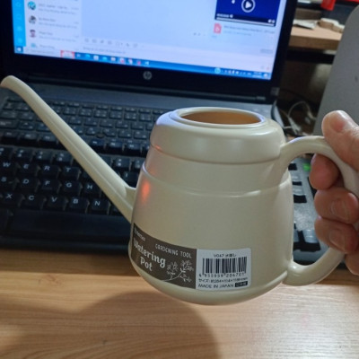 Bình tưới cây Nakaya Waterring Pot 850ml - Hàng nhập khẩu nội địa Nhật Bản