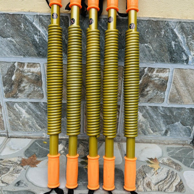 Gậy Lo xo,Thanh lò xo(Màu Vàng Bầu) gậy bẻ tay tập cơ tay cơ ngực 80kg 100kg titan GYM(Hình ảnh thực của Gậy)