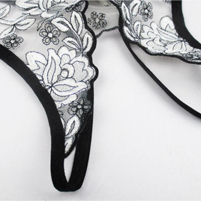  Quần lót nữ xẻ đáy quốn hút - Màu xanh biển