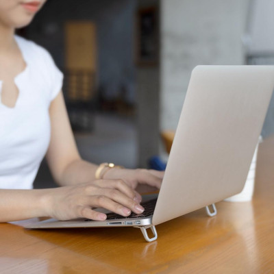 Đế tản nhiệt bằng hợp kim nhôm Nillkin dành cho laptop dưới 17 inch - Hàng Chính Hãng