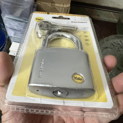 Ổ khóa Yale 120 chìa răng cưa (Mã số: Y120/60/135/1) màu bạc