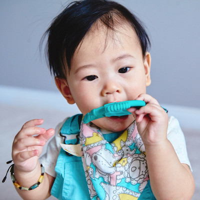 Đồ gặm nướu silicon cho bé Sensory Marcus & Marcus, từ 6 tháng