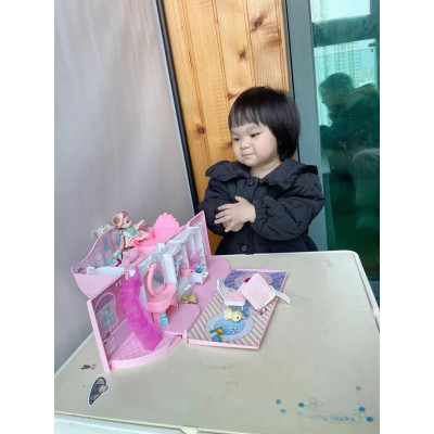 Ngôi Nhà Búp Bê Thiết Kế Dạng Túi Xách Kèm 2 Búp Bê, Đồ Chơi Búp Bê Dễ Thương Cho Bé