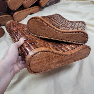 Gối Công Thái Học , Gối Hạt Gỗ Hương - Kích Thước 43cmx24cmx8/4cm ( video , hình thật ) 